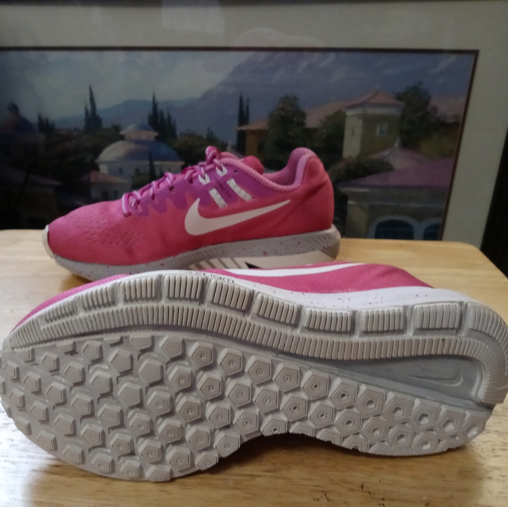 👟👟NIKE AIR PINK ZOOM STRUCTURE🛍👡GET YOUR PINK COLORS ON.👚🩱 - Picture 14 of 16